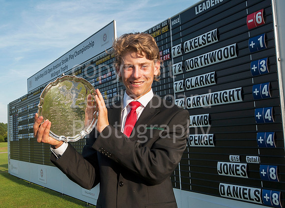 NB_McGregor_Trophy_2014