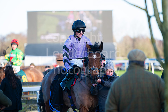 24IB_Fakenham_Races_December_106