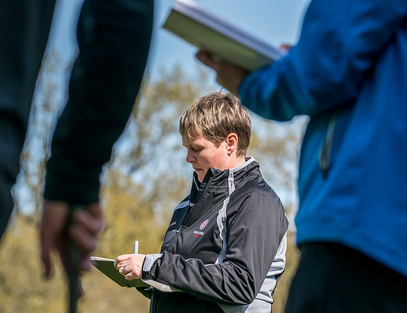 56_ENGLAND_GOLF_ACTION_2016