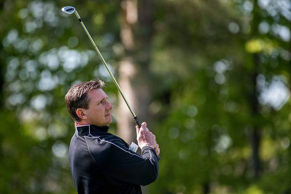91_ENGLAND_GOLF_ACTION_2016
