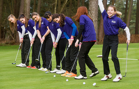 LB11_Girls_Golf_Rocks_Woburn