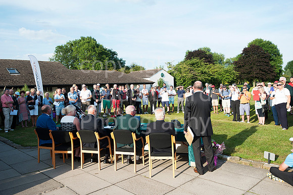 NB_McGregor_Trophy_2014