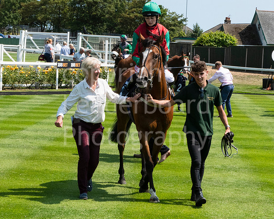 LB_GYR_050718_0494