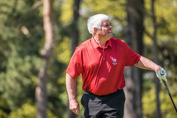 38_ENGLAND_GOLF_ACTION_2016