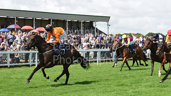 Gt_Yarm_Races_24_Aug_2021-24