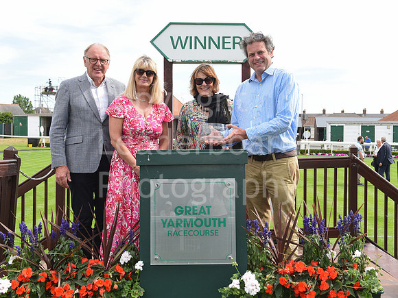 Gt_Yarm_Residents-Day_June_27_Presentation-4