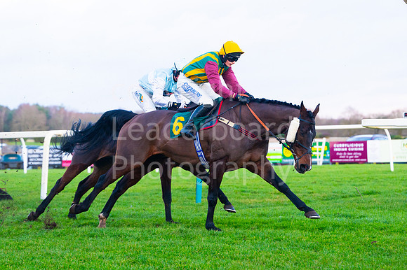24IB_Fakenham_Races_December_190