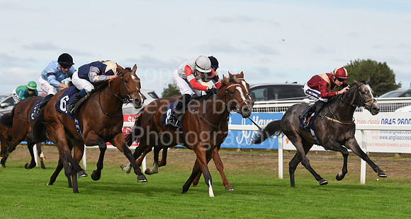 Gt_Yarm_Races_13_Sept8-135