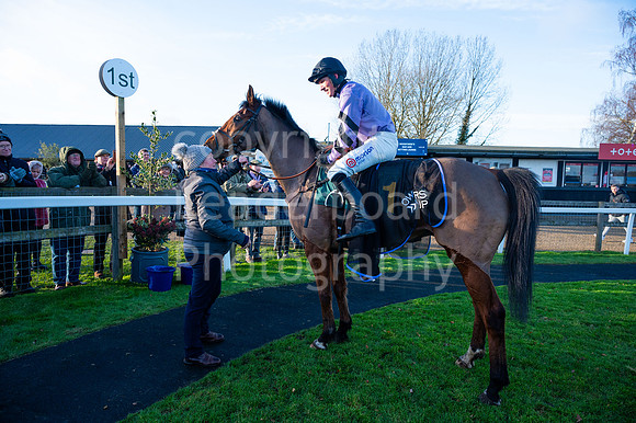 24IB_Fakenham_Races_December_110