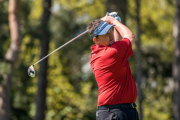 39_ENGLAND_GOLF_ACTION_2016