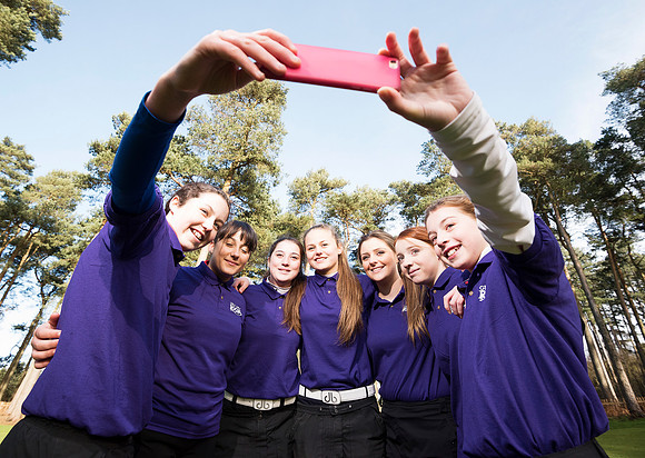 LB51_Girls_Golf_Rocks_Woburn