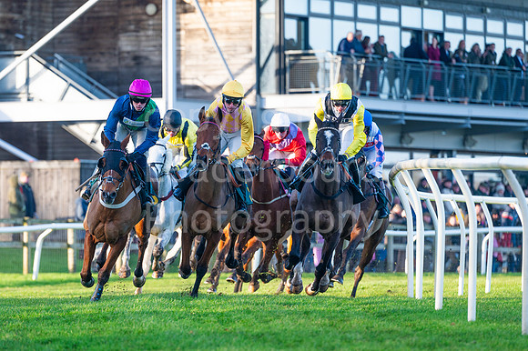 24IB_Fakenham_Races_December_119