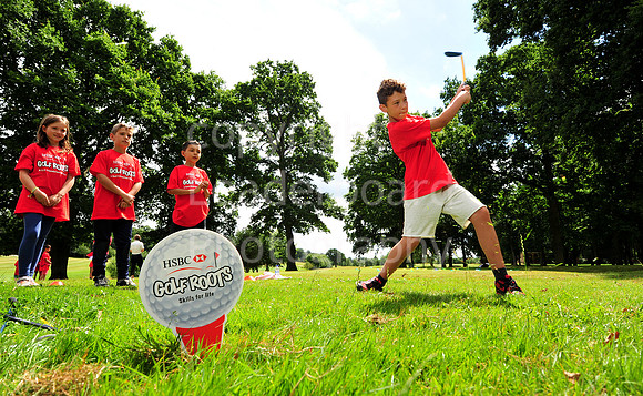 NB_075_HSBC_Golf_Foundation