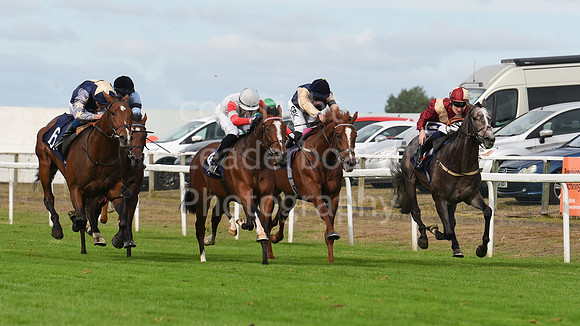 Gt_Yarm_Races_13_Sept8-132