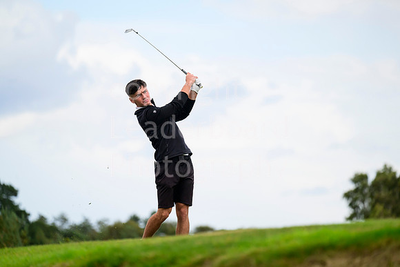 NZ9_1196