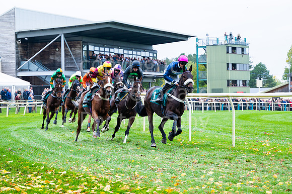 22IB_Fakenham_Races_October-62