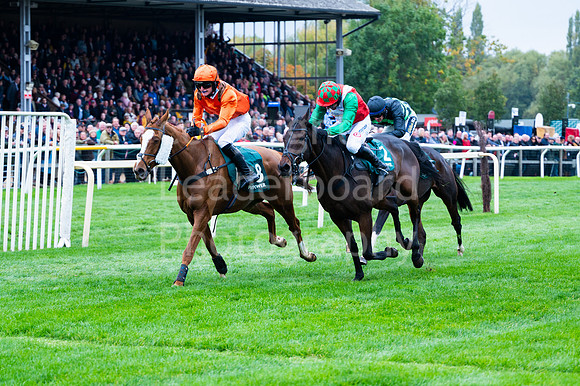 22IB_Fakenham_Races_October-97