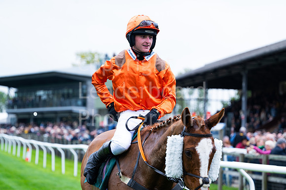 22IB_Fakenham_Races_October-104