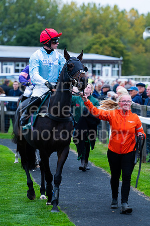 22IB_Fakenham_Races_October-138
