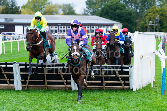 22IB_Fakenham_Races_October-142