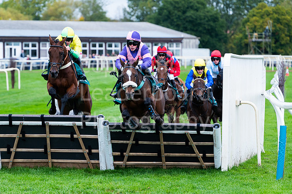 22IB_Fakenham_Races_October-140