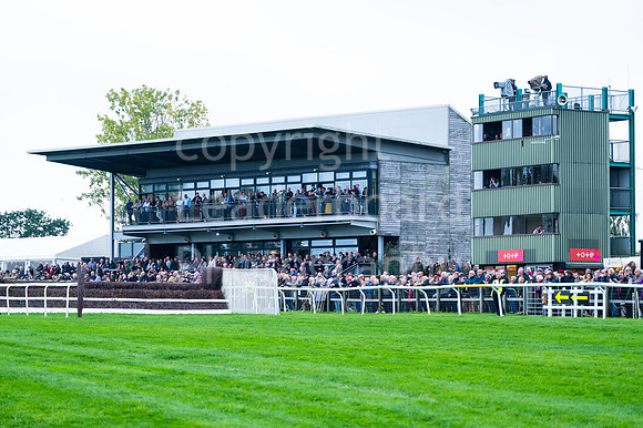 22IB_Fakenham_Races_October-148