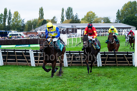 22IB_Fakenham_Races_October-153