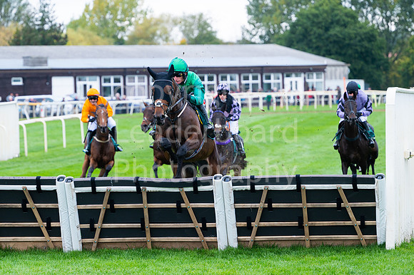 22IB_Fakenham_Races_October-1