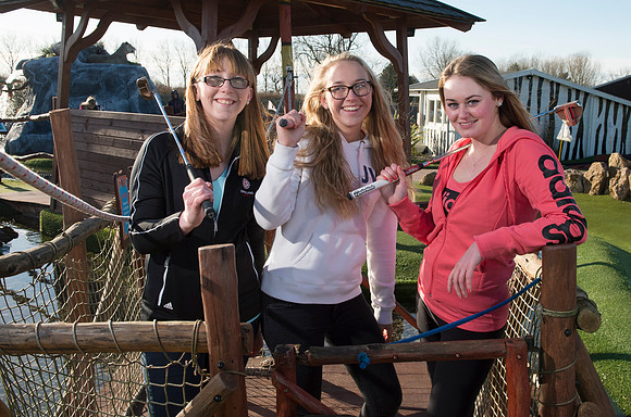 LB_Girls_Golf_Rocks_Norfolk_453