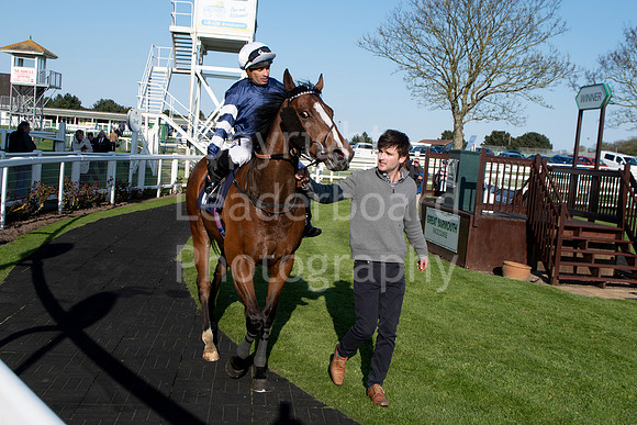 LB_Yarmouth_010518_1004