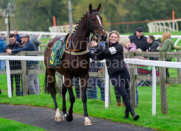 NZ9_5971