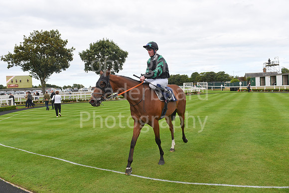 Gt_Yarm_25_Aug_Family_Raceday_2024-256