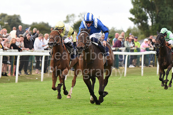 Gt_Yarm_Races_13_Sept8-190