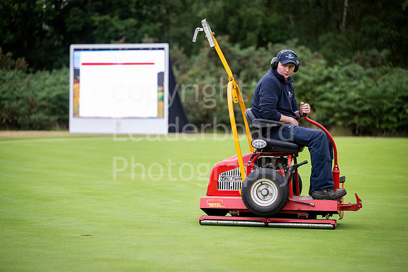 NB_002_Under_25_Woburn