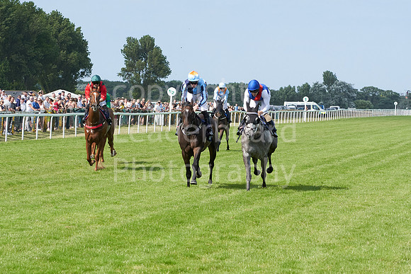 Great Yarmouth  Race Five 11th Aug 2021 0409