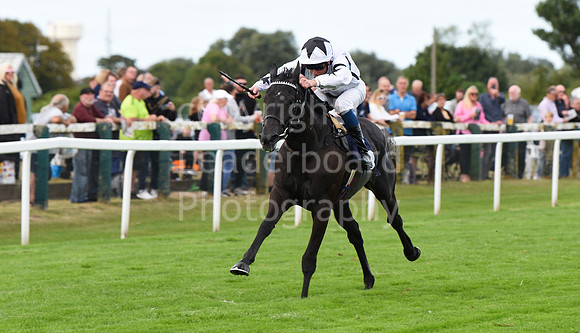 Gt_Yarm_Races_13_Sept8-104