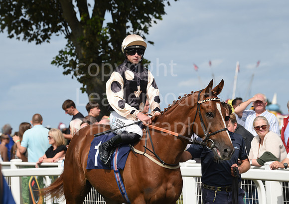 Gt_Yarm_Sun_30_Aug_2026-12