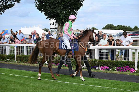 Gt_Yarm_Sun_30_Aug_2026-16