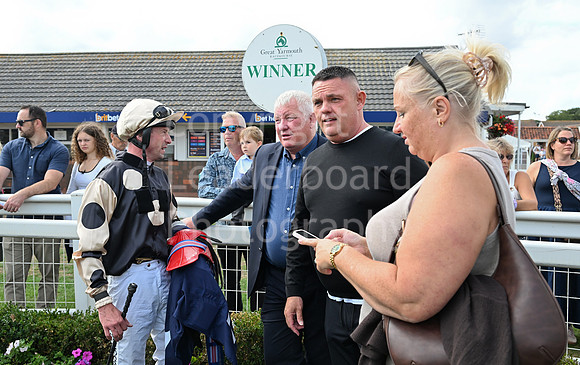 Gt_Yarm_Sun_30_Aug_2026-39