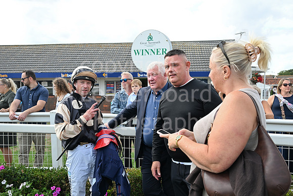 Gt_Yarm_Sun_30_Aug_2026-40