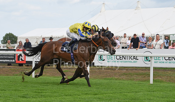 Gt_Yarm_Sun_30_Aug_2026-91