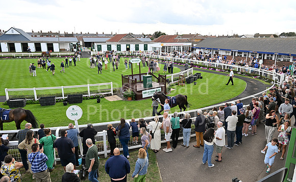 Gt_Yarm_Sun_30_Aug_2026-125