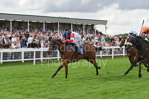 Gt_Yarm_Sun_30_Aug_2026-135