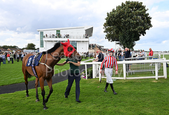 Gt_Yarm_Sun_30_Aug_2026-164