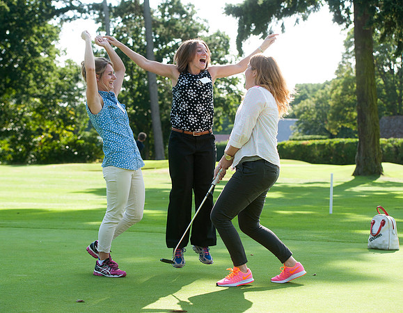 NB_004_Women_Girls_Golf
