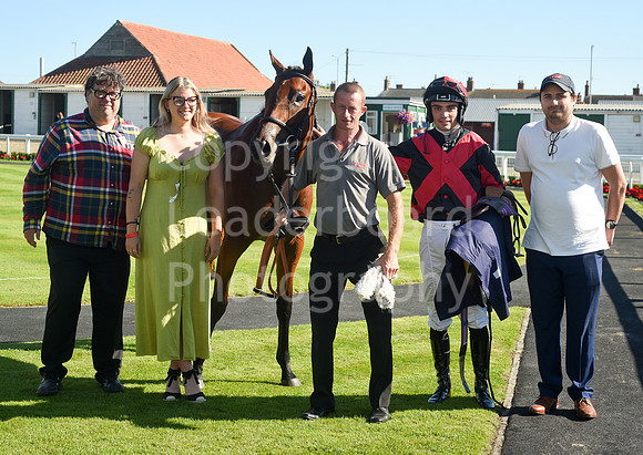Gt_Yarm_Races_10_Aug_2022-164