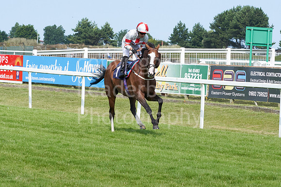 Great Yarmouth  Race Four 11th Aug 2021 0328