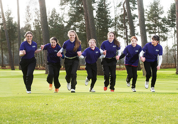 LB40_Girls_Golf_Rocks_Woburn