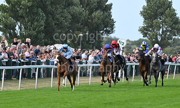 Gt_Yarm_24_Aug_2025-141