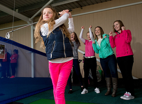 LB_Girls_Golf_Rocks_Hampshire_500